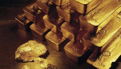 深圳水贝持续爆单！柜台熬夜开直播，疯狂黄金还值得买吗？