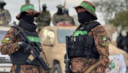 人道物资沦为战争货币！联合国报告撕开残酷真相：每车援助仅12%抵达平民手中