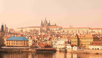 如何准备制作窗帘的步骤和材料？