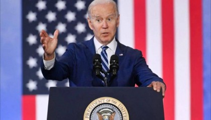 美对华撤销芯片出口，中国减持448亿美元外汇