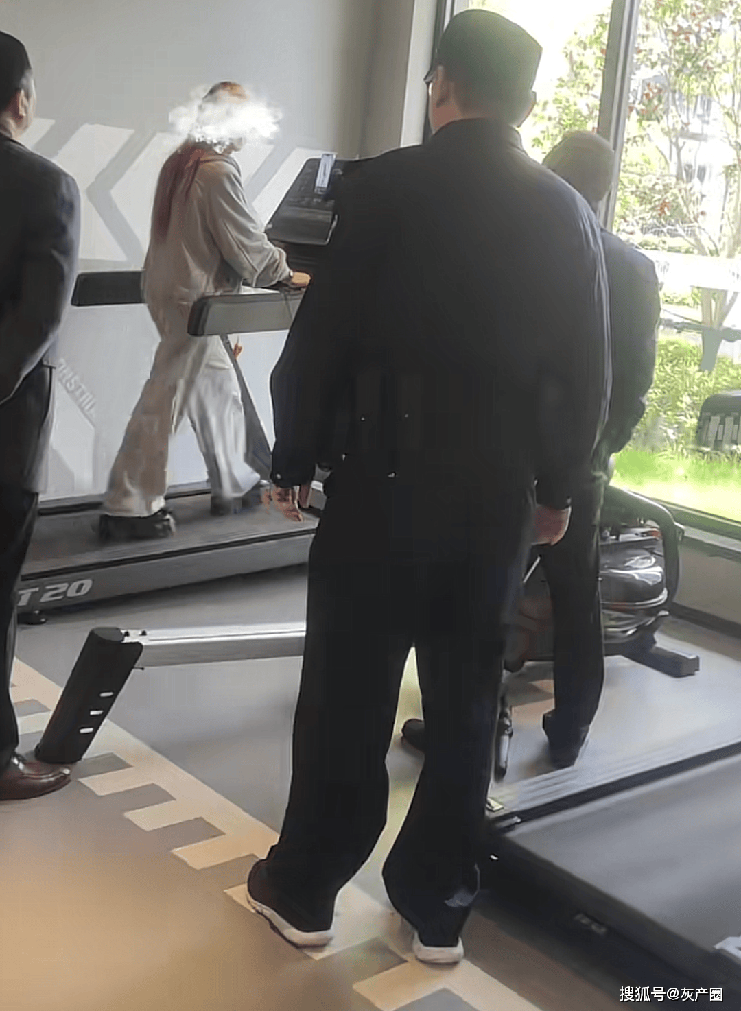 突发，千万粉网红刀小刀被带走了