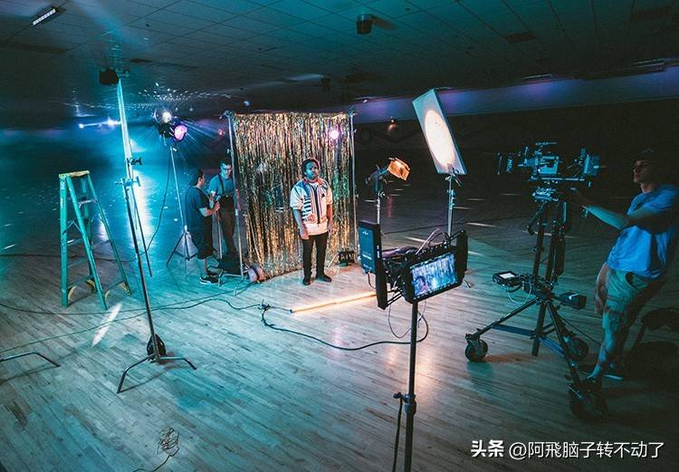 逐梦影视圈：新手从零基础到入行，快速入门的修炼秘籍