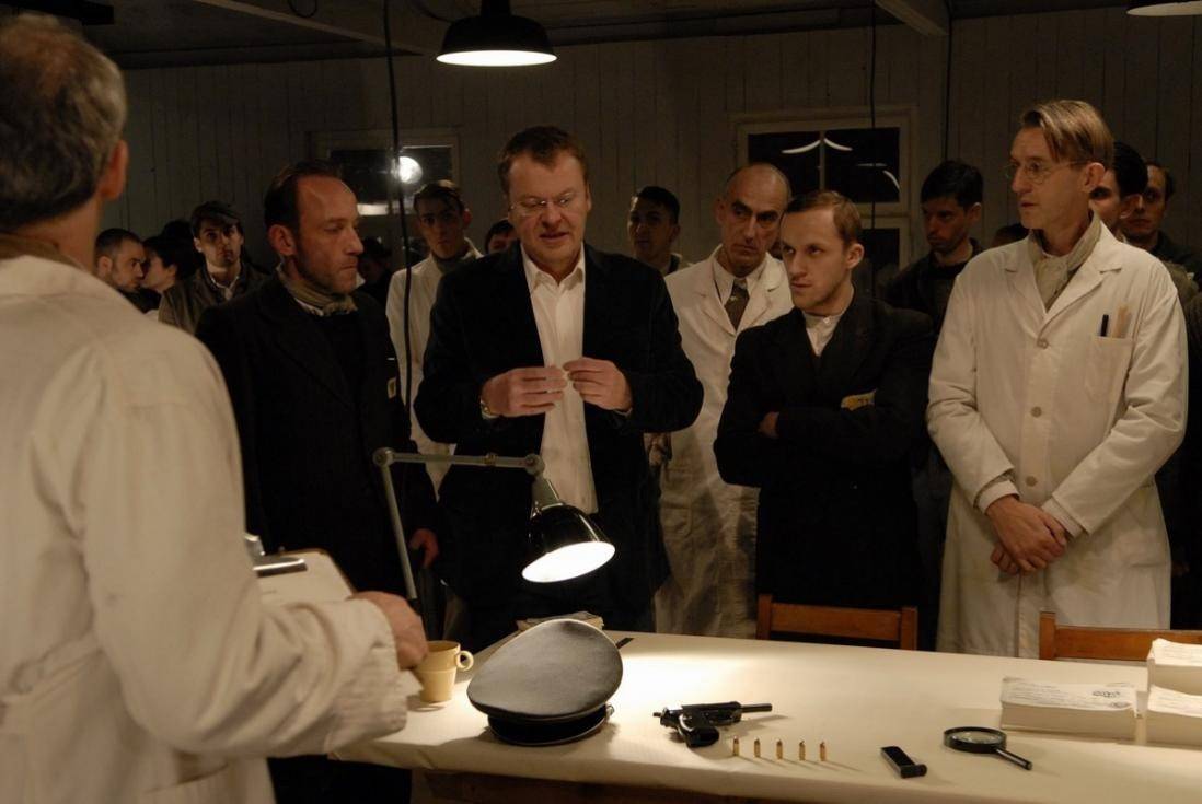 国家没钱的时候可以印其他国家货币吗?43年德国没钱时曾偷印英镑